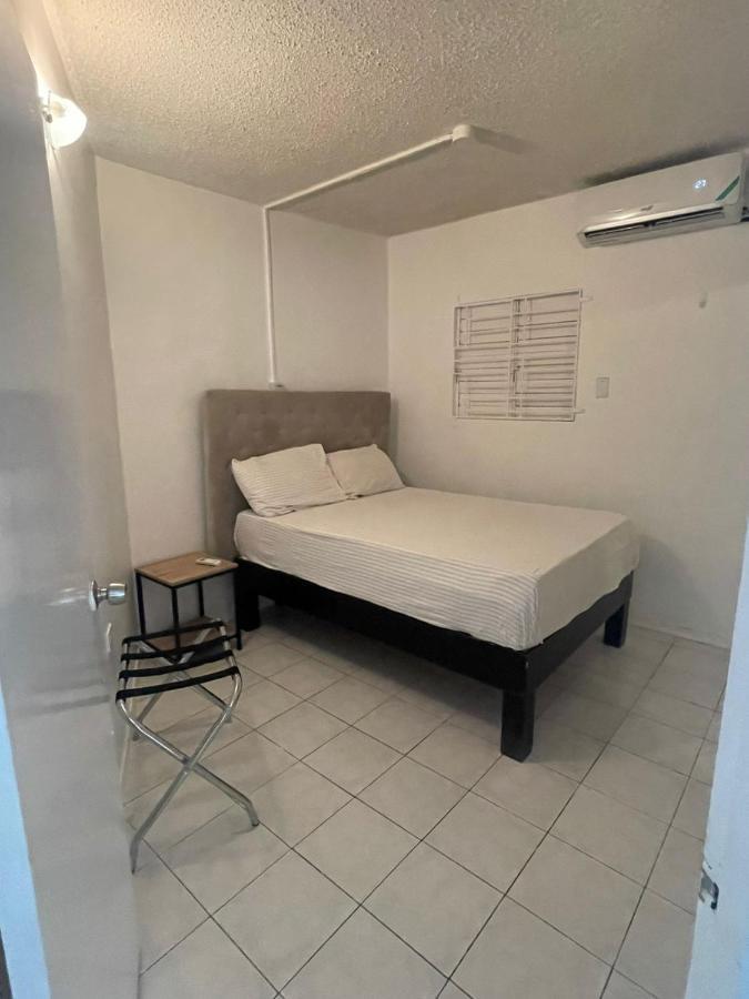 Finest Accommodation Marley Manor Apt # 513 Ground Floor 6 Marley Rd Kgn 6 Kingston Exterior foto